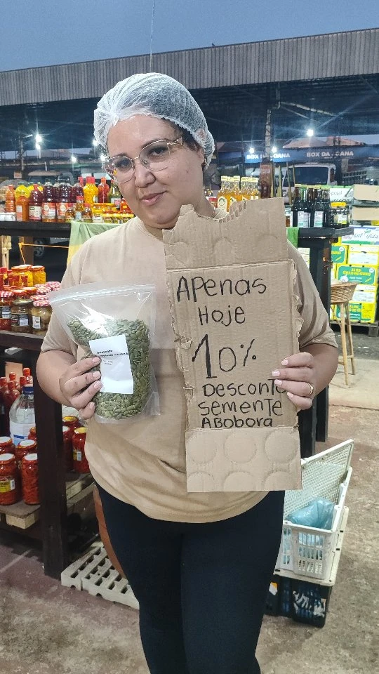 Sementes de abóbora na loja — publicação do Instagram da Alho Mania
